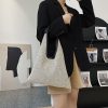 547934 handbag 27.5x28x6cm